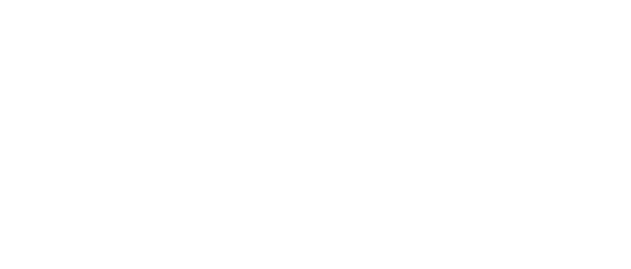 In diesem Jahr haben wir noch einmal Kreta gebucht in dem wunderschönen Ort „Agios Nikolaos“. Am 15. September ging die Reise los. Früh am Morgen (06:00 Uhr) hob der Flieger ab und drei Stunden später landeten wir am Flughafen Heraklion.  Heraklion liegt 65 km von Agios Nikolaos entfernt. Da wir uns vorher schlau gemacht haben, wie lange der Transfer dauert(ca. 2 Std. bis zum Hotel), haben wir uns entschieden mit dem Taxi zu fahren und der hat richtig aufs Gaspedal  gedrückt, wir waren eine knappe 1/2 Stunde gefahren. Specialpreis: 70,00 EUR. (TIP: Visitenkarte von unserem Taxifahrer - sehr nett)  Agios Nikolaos, eine der schönsten Städte Kretas und liegt im östlichen Teil Kretas, am Westufer des Mirabello-Golfs. Der Name der Stadt geht auf die Kirche Agios Nikolaos und heißt zurück Ins Deutsche Übersetzt so viel wie "Heiliger Nikolaus".   Wir haben uns ein super tolles Hotel ausgesucht mit Juniorsuite/Meerblick und zwar das Minos Beach Luxury Art Hotel, waren sehr gespannt darauf. Unsere Erwartungen wurden nicht enttäuscht, ein unaufdringlicher Service, diskreter Luxus und private Atmosphäre zeichnen diese Anlage aus.  Ausflüge haben wir soweit keine eingeplant, da wir Ostkreta vor 2 Jahren bereits abgegrast haben. Eventuell noch einmal nach Santorini hin, aber das haben wir dann doch nicht gemacht, da man nur von Heraklion-Hafen aus mit dem Schiff rüber fahren kann und da wir Santorini ebenfalls vor zwei Jahren besucht haben, haben wir das auch sein gelassen. So haben wir dann einen ganz tollen Erholungsurlaub mit Stadtbummel erlebt. Nach 11 Tagen war dann auch dieser schöne Urlaub wieder vorbei und wir nehmen traumhafte Erinnerungen vom Hotel und Agios Nikolaos mit nach Hause.  So, auf geht’s zur Spritztour von Agios Nikolaos. Wir wünschen Euch viel Spass dabei. Bis zum nächsten Jahr.