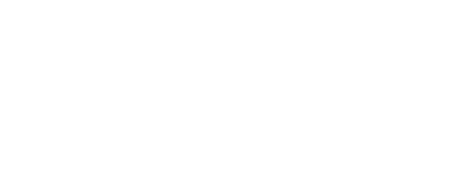 Fira der Hauptort von Santorin, ist berühmt für seinen traumhaften Blick über die meist weißen Häuser, hinab der Caldera auf das blaue Meer.Schneeweiß blitzen die Häuser von Fira vor dem schwarzen Kraterrand, der 300 m hoch aufragt. 566 Stufen führen auf 300 m Höhenunterschied steil hinauf durch enge, verwinkelte Gassen und noch verwinkeltere Häuser. Manchem dient das Dach eines darunterliegenden Hauses gleichzeitig als Terrasse. Entspannter lässt sich die Höhe mit der Seilbahn oder auf dem Rücken eines der Maultiere überwinden. Gleich neben der orthodoxen Kathedrale steht am Kraterrand das Atlantis, das älteste Hotel der Insel. Der kleine Hafen Skala war einstmals Anlegestelle für die meisten Fähren. Heute ankern hier nur noch kleinere Boote und Kreuzfahrtschiffe.  Als Zentrum und Inselhauptstadt von Santorin hat der einstmals beschauliche Ort Fira durch die Vielzahl an Restaurants, Cafés, Snackbars, Souvenirläden und Reisebüros einiges an Idylle eingebüßt. Geblieben ist die einmalige Lage und damit verbunden der atemberaubende Blick - "Caldera View". Zu den Sehenswürdigkeiten Firas zählt allen voran das Archäologische Museum mit Funden aus geometrischer, römischer und byzantinischer Zeit.  Unweit der Seilbahnstation liegt im ehemaligen Katholischen Viertel die katholische Kathedrale mit dem Dominikanerinnen-Kloster. Fotos, die Santorini vor und nach dem schrecklichen Erdbeben von 1956 zeigen, eine Sammlung alter Stiche und Dokumente aus dem Archiv des Inselbischofs zeigt das Megaro Gizi Museum. Auch die im venezianischen Stil erbaute Residenz der Familie Gizi ist einen Besuch wert. Die Grenzen zwischen Fira und den benachbarten Dörfern Firostefani und Imerovigli sind fließend. Wer es lieber etwas ruhiger mag, bevorzugt Firostefani. Ein Traum in Weiß, in 15 Minuten erreicht und Ausgangspunkt zu einer der schönsten Wanderungen. Entlang der Caldera geht es auf schmalen Pfaden bis nach Oia.