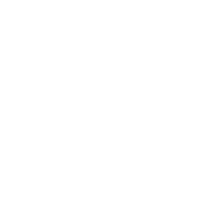 Geht man von hier aus die neuere Treppe zur Akropolis herauf, sieht man links Reste der Antiken Treppe und etwas weiter oben die Treppe aus der Ritterzeit. Ein gewaltiges, gewölbtes Tor des Torhauses, führt in das Rittergebäude. Das Obergeschoss, das über eine breite Wendeltreppe zu erreichen war ist heute für den Besucher gesperrt. Unmittelbar dahinter befinden sich die Überreste der Burgkapelle. Diese soll im 13. Jahrhundert gebaut worden sein. Südlich des Johannitergebäudes befindet sich ein Gewölbe. Dort sind in den Fels gehauene archaische Treppenstufen, zu sehen. Wieder im Freien trifft man zunächst auf einen römischen Kaisertempel, der so wird vermutet, aus dem 3. Jahrhundert n. Chr. stammt. Etwas weiter hinten befindet sich der Tempel  des Psythiros, dem Gott der Weissagung.