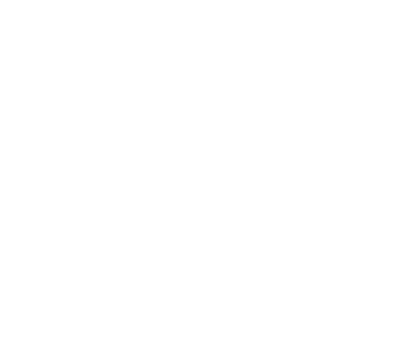 Oper Venedig: Teatro La Fenice  Die legendäre Oper von Venedig heißt Teatro La Fenice, weil sie sich 1792 wie Phoenix aus der Asche des 1788 niedergebrannten Opernhauses San Benedetto erhob. Seither ging La Fenice zwei weitere Male in Flammen auf, das letzte Mal 1996. Wiederöffnet wurde das Musiktheater erst im Dezember 2003.  Der ursprünglich von Tranquillo Orsi gestaltet neobarocke Innenraum der Oper wurde von Mario Carosi kongenial restauriert. Carosi und sein Team hatten den Raum mit Hilfe von Fotos, Szenen aus Viscontis Film "Senso" und dem Computer rekonstruiert.  In der Vergangenheit erlebte das Teatro La Fenice unter anderem Uraufführungen der Opern von Rossini, Bellini, Verdi, Puccini, Strawinsky und Prokofieff. Der Opernbetrieb wird im Herbst/Winter 2004 mit Verdis Oper "La Traviata" wieder aufgenommen.