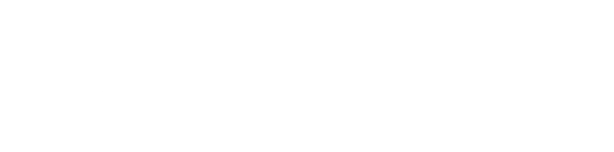 Sehenswürdigkeiten   Das fast 2.000 Jahre alte Kotor ist berühmt für seine von einer eindrucksvollen 4,5 km langen Stadtmauer umgebene mittelalterliche Altstadt. Zu den bekannten Bauwerken gehört die romanische Sankt-Tryphon-Kathedrale im Stadtzentrum, in der die Reliquien des Schutzpatrons der Stadt, des heiligen Tryphon, aufbewahrt werden. Sie gilt als die schönste Kirche in Montenegro. Der älteste Teil der Kirche stammt von aus dem Jahr 1166, wobei die prägende Stirnseite und die Türme nach dem Erdbeben von 1667 neu erbaut wurden. Weitere Bauwerke sind die einschiffige romanische St. Lukaskirche (1195), die im 17. Jahrhundert an die orthodoxe Kirche ging, und der Uhrturm im Renaissance-Stil (1602) beim Hauptplatz der Altstadt. Unter venezianischer Herrschaft wurden im 15. bis 18. Jahrhundert einige Paläste errichtet, die noch heute das Stadtbild prägen. An den Hängen der Bucht von Kotor erstrecken sich über 4,5 Kilometer die bis zu 15 Meter breiten und 20 Meter hohen Verteidigungsanlagen bis in eine Höhe von 260 Metern auf dem Berg San Giovanni.